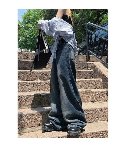 Mid-rise Washed Wide-leg Jeans